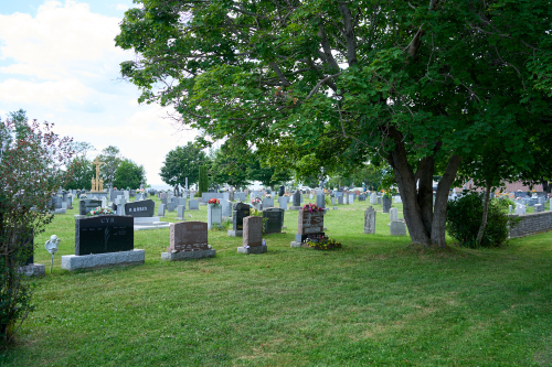 Été,Saison,Baie-des-Chaleurs,Région,MRC Bonaventure,New Richmond,Culte,Cimetière,Jour,Temps